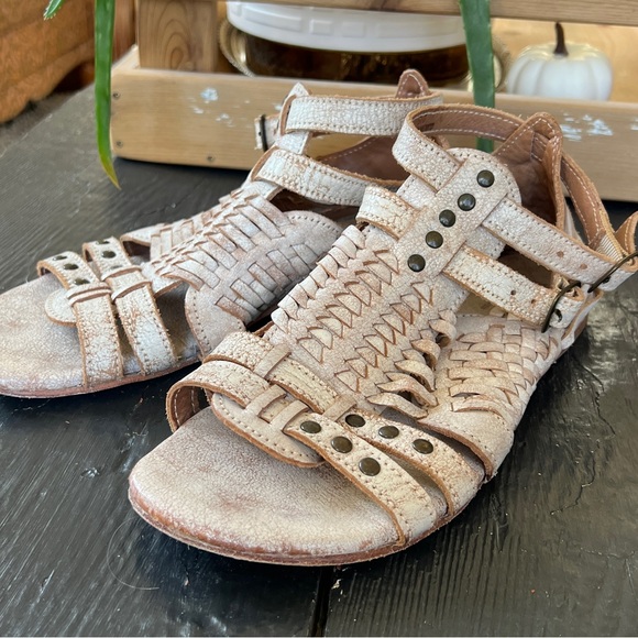 BED|STU White Nectar Distressed Leather Woven Sandals 9